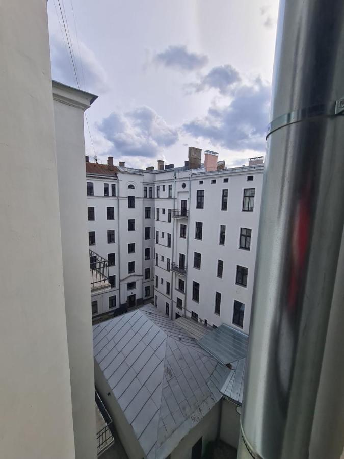 Art Deco One-Bedroom Suite In Library House With Free 5G Wifi Riga Exterior photo